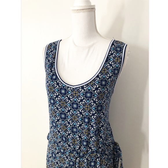 NWT $100 Max Studio Culotte Jumpsuit Size M Navy Blue Floral Side Tie Sleeveless - Picture 7 of 9